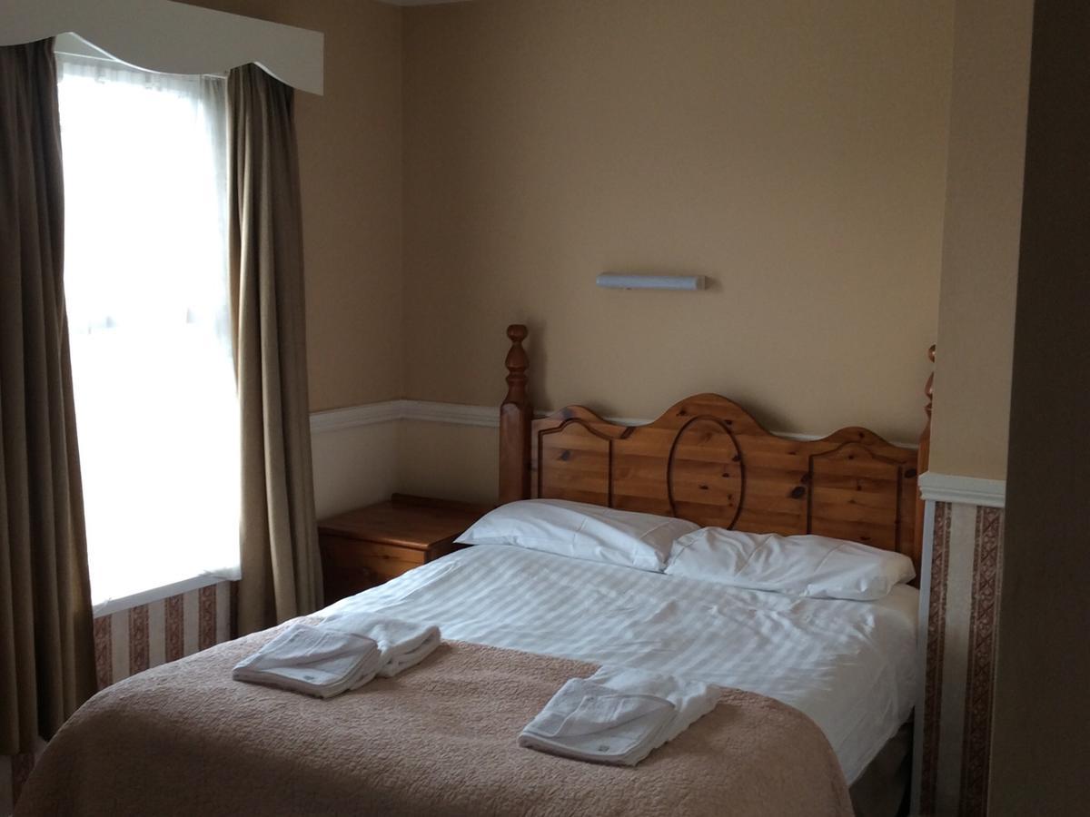 The Royal Hotel Arklow Extérieur photo